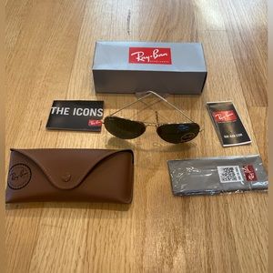 Ray-Ban Aviator Green Sunglasses